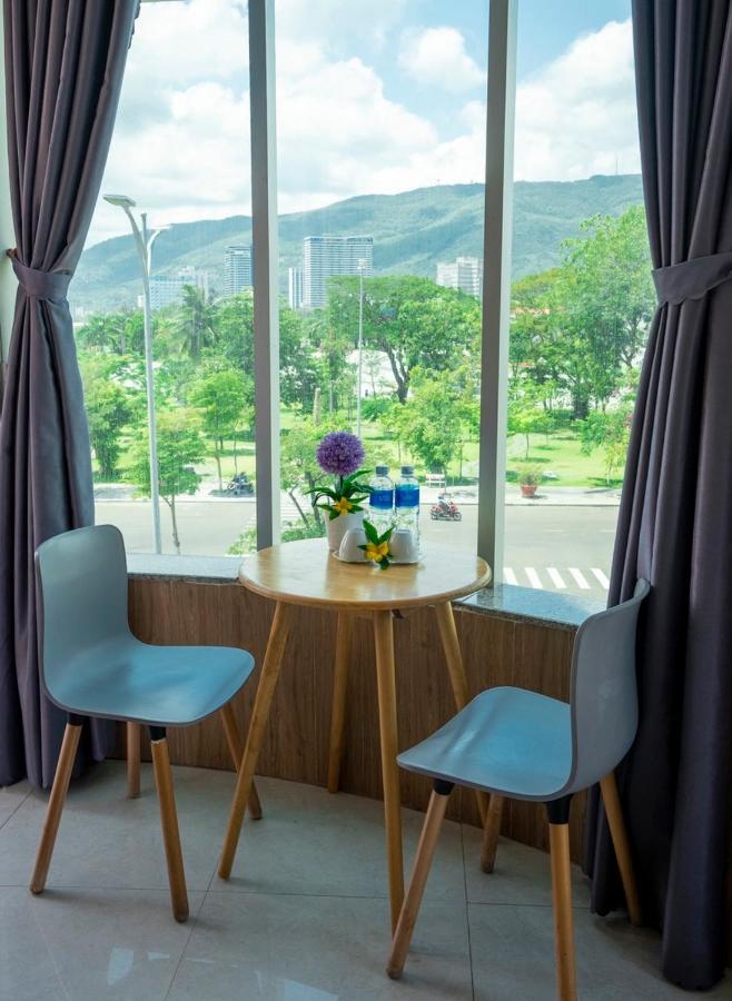 Hotel Thien Hai Куинён Экстерьер фото