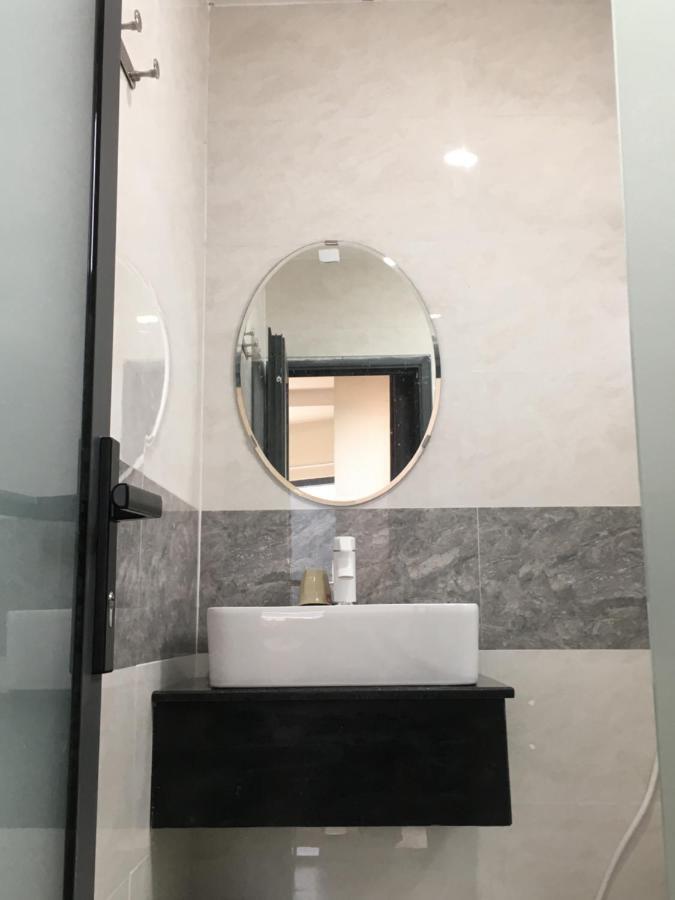 Hotel Thien Hai Куинён Экстерьер фото